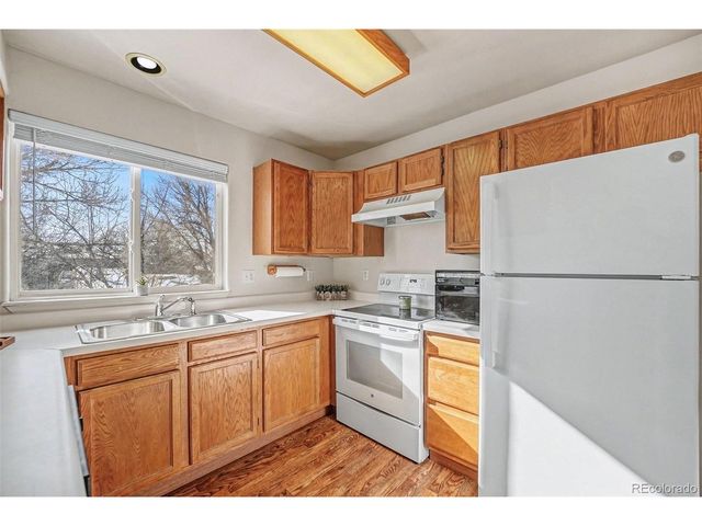 4220 E 119th Pl B, Thornton, CO 80233