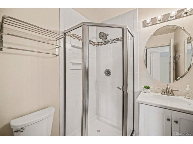 4220 E 119th Pl B, Thornton, CO 80233