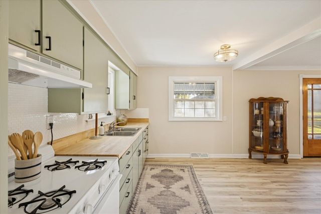 332 Mill Street, Trufant, MI 49347