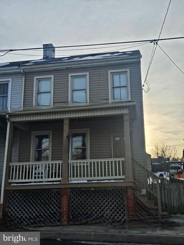606 S FRONT ST, Wrightsville, PA 17368