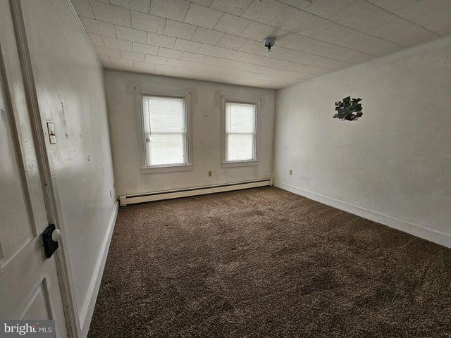 606 S FRONT ST, Wrightsville, PA 17368