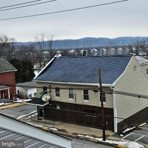 606 S FRONT ST, Wrightsville, PA 17368