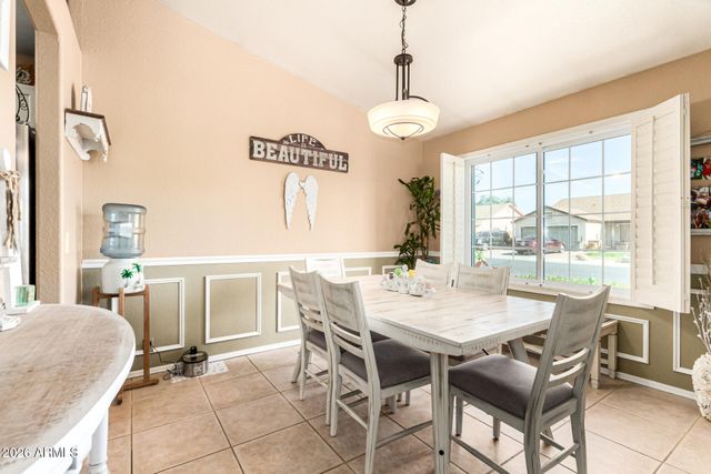 6512 N 90TH Drive, Glendale, AZ 85305