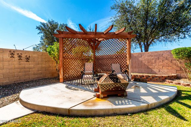 6512 N 90TH Drive, Glendale, AZ 85305