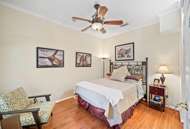1327 Ashland Street, Houston, TX 77008