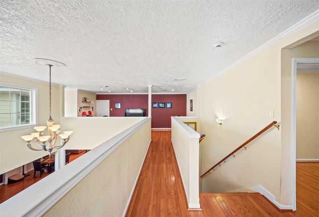 1327 Ashland Street, Houston, TX 77008