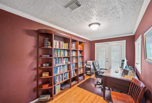 1327 Ashland Street, Houston, TX 77008