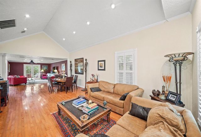 1327 Ashland Street, Houston, TX 77008