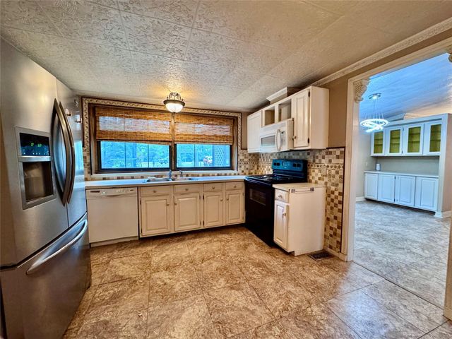 106 Westlake Road, Trinity, TX 75862