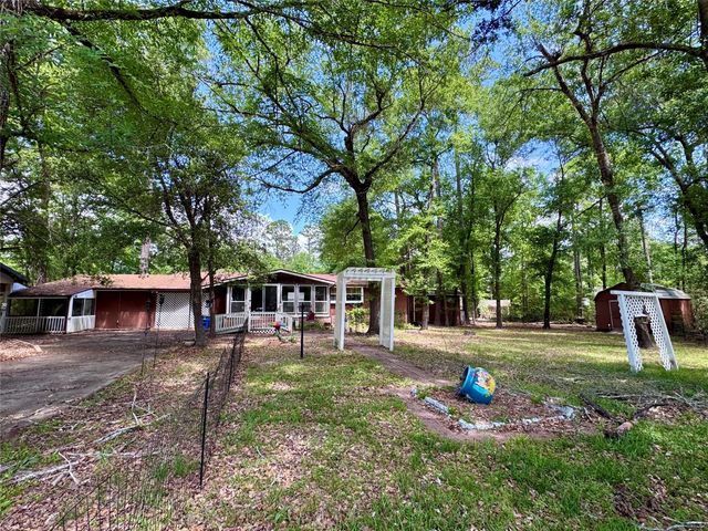 106 Westlake Road, Trinity, TX 75862