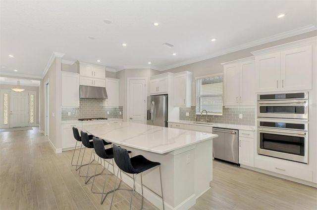 5313 TRAILS BEND COURT, Sarasota, FL 34238