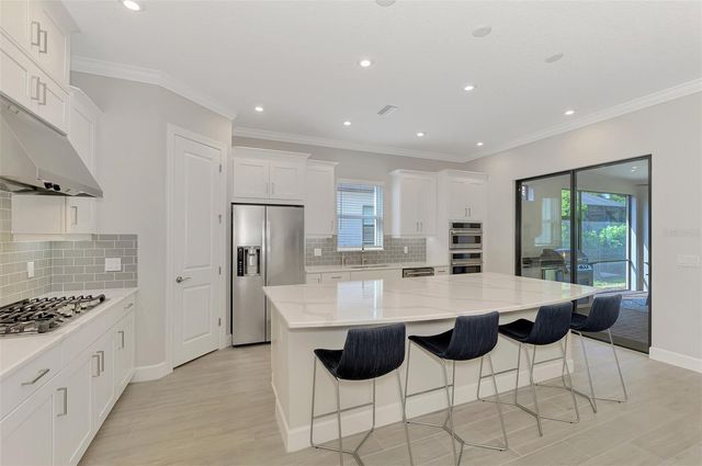 5313 TRAILS BEND COURT, Sarasota, FL 34238