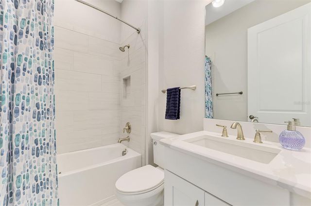 5313 TRAILS BEND COURT, Sarasota, FL 34238