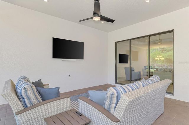 5313 TRAILS BEND COURT, Sarasota, FL 34238