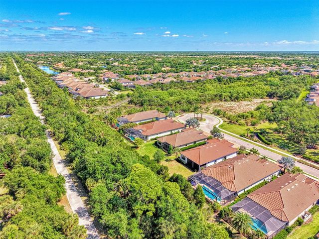 5313 TRAILS BEND COURT, Sarasota, FL 34238