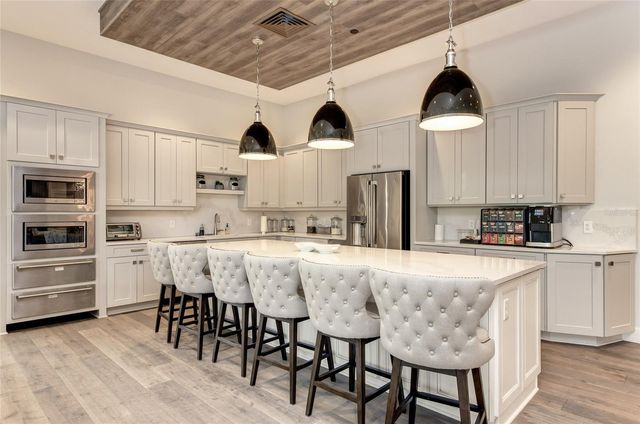 5313 TRAILS BEND COURT, Sarasota, FL 34238