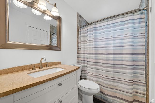 5486 S 3465 W, Taylorsville, UT 84118