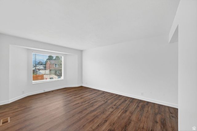 5486 S 3465 W, Taylorsville, UT 84118