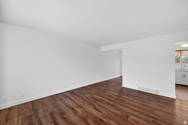 5486 S 3465 W, Taylorsville, UT 84118