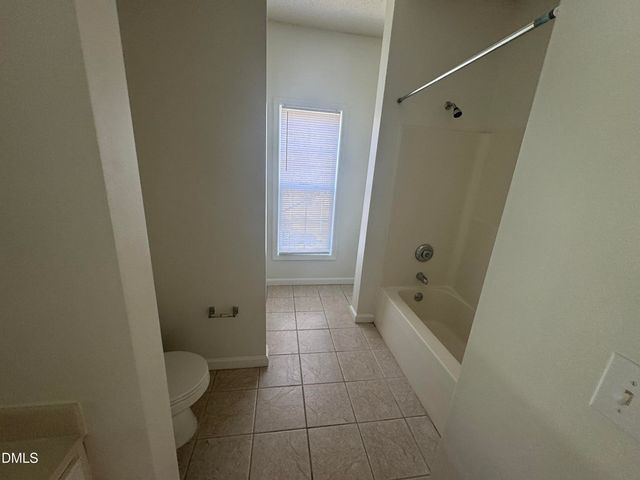 2511 Friedland Place 202, Raleigh, NC 27617