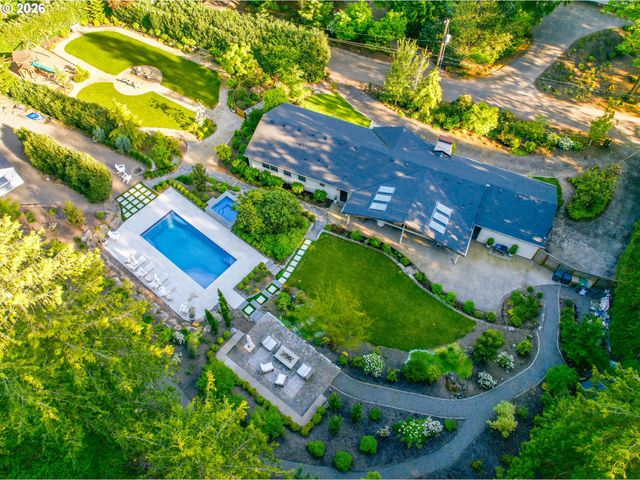 1685 Sw MIDVALE Rd, Portland, OR 97219