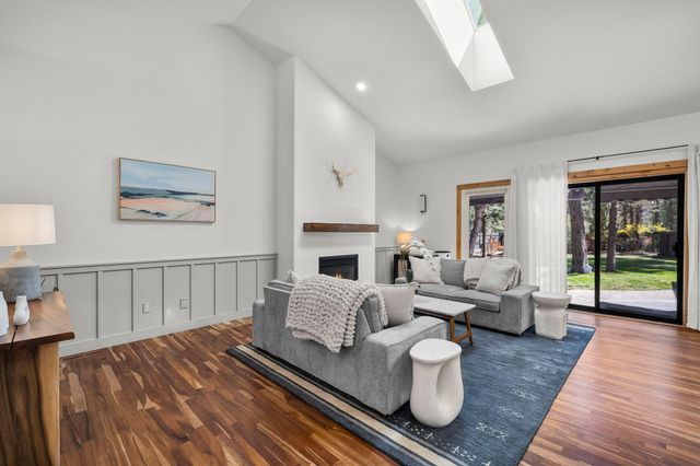 1117 E Creekside Court, Sisters, OR 97759