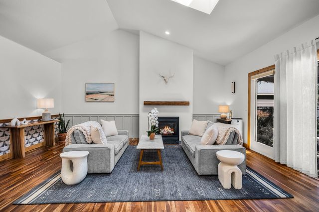 1117 E Creekside Court, Sisters, OR 97759