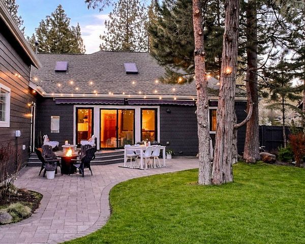 1117 E Creekside Court, Sisters, OR 97759