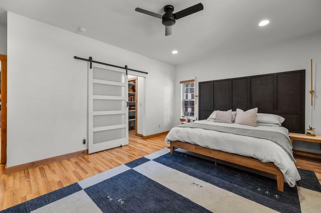 1117 E Creekside Court, Sisters, OR 97759