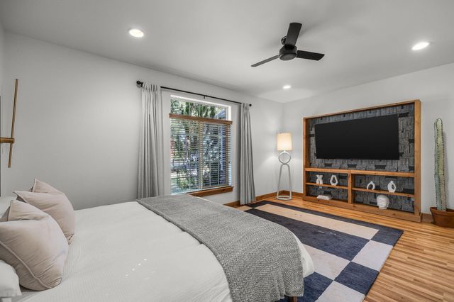 1117 E Creekside Court, Sisters, OR 97759