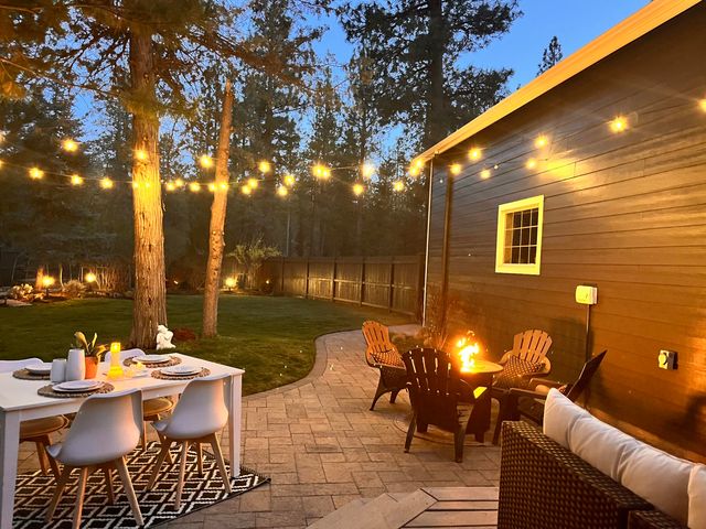 1117 E Creekside Court, Sisters, OR 97759