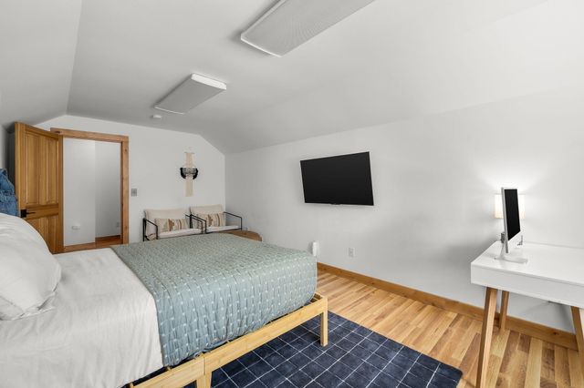 1117 E Creekside Court, Sisters, OR 97759