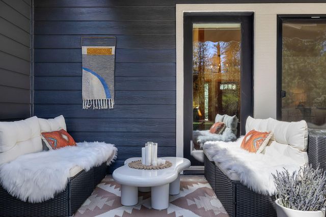 1117 E Creekside Court, Sisters, OR 97759