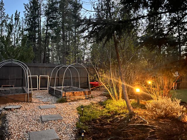 1117 E Creekside Court, Sisters, OR 97759