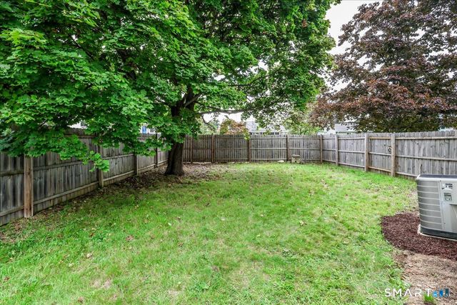 79 Aircraft Road, West Haven, CT 06516
