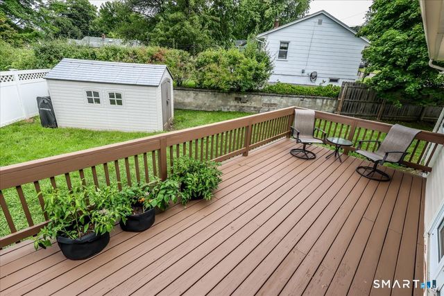 79 Aircraft Road, West Haven, CT 06516