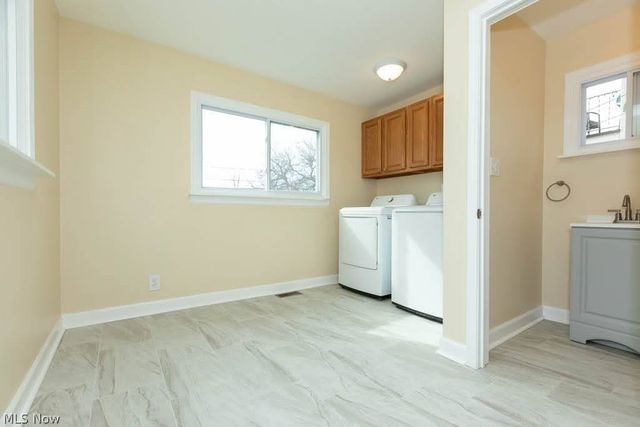 3720 Washington Park, Newburgh Heights, OH 44105