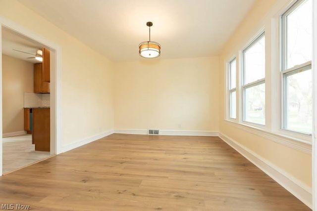 3720 Washington Park, Newburgh Heights, OH 44105
