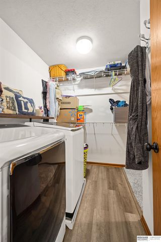 10016 Floyd Street, La Vista, NE 68128