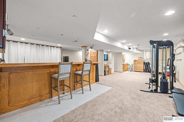 10016 Floyd Street, La Vista, NE 68128