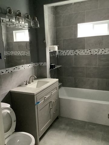 47 Fellsway 2, Malden, MA 02148