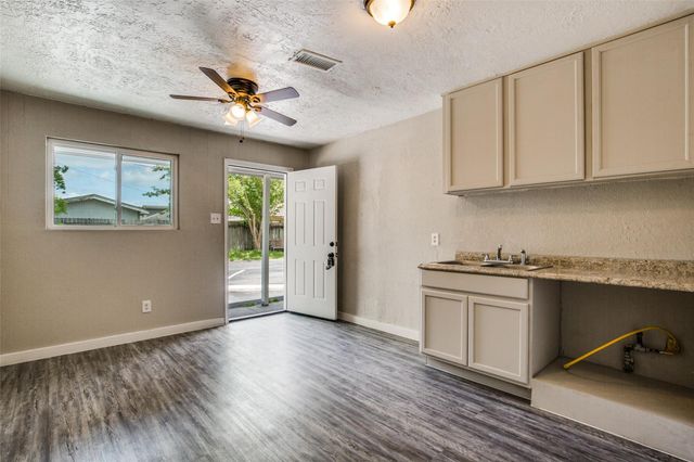 4820 Oak Ave 6, Pasadena, TX 77503