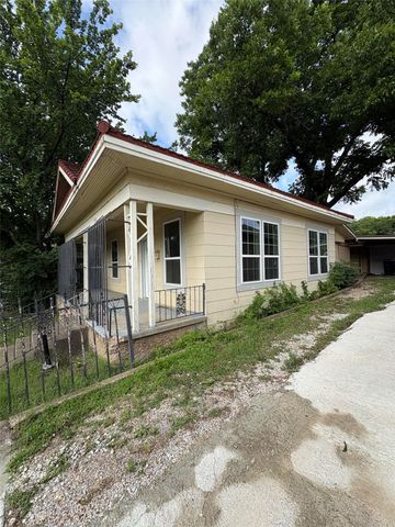 2405 Roosevelt Avenue, Fort Worth, TX 76164