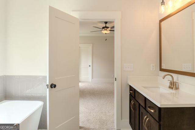 135 River Ridge Walk, Monroe, GA 30656