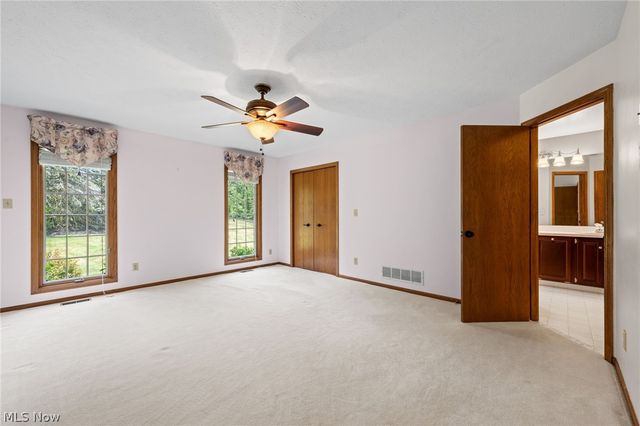 800 Hardwood Court, Mayfield Village, OH 44040