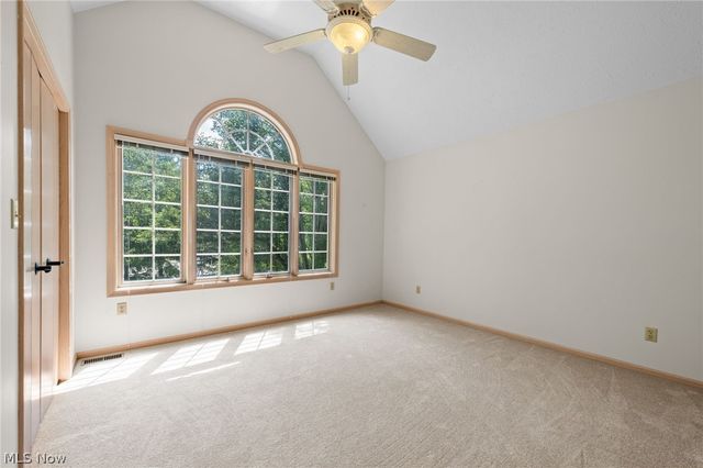 800 Hardwood Court, Mayfield Village, OH 44040