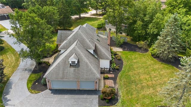 800 Hardwood Court, Mayfield Village, OH 44040