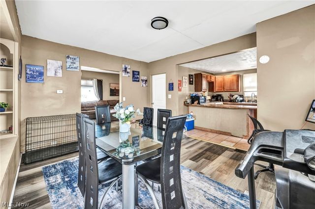 7914 Dorver Avenue, Cleveland, OH 44105