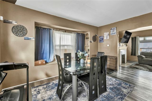 7914 Dorver Avenue, Cleveland, OH 44105