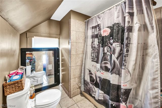 7914 Dorver Avenue, Cleveland, OH 44105